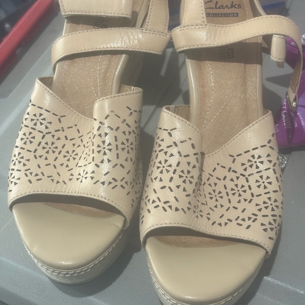 Clarks Women's Tan Wedge Sandals